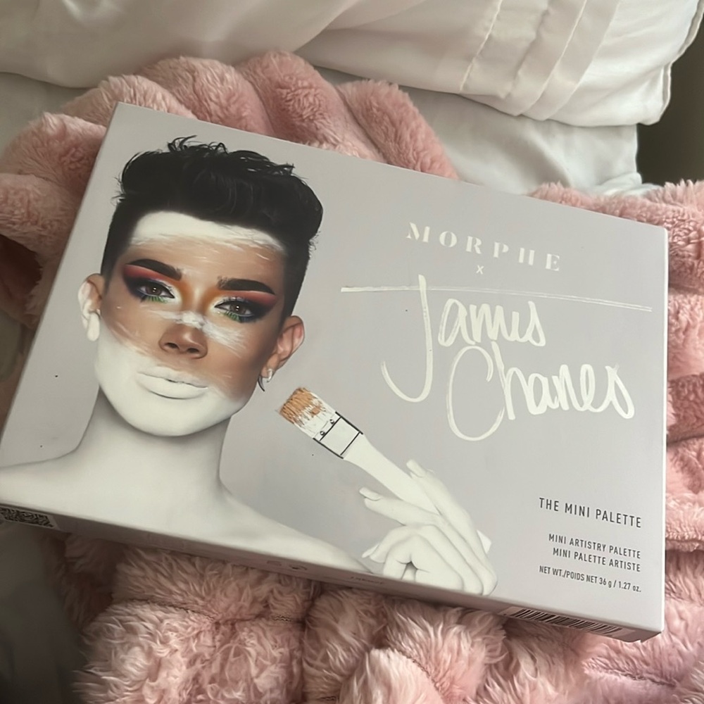 James Charles pallet